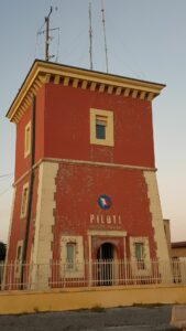 Torre-dei-Piloti-Fiumicino-bb-guesthouse-vicino-aeroporto-di-Roma-Fiumicino-ROme-Airport-Inn